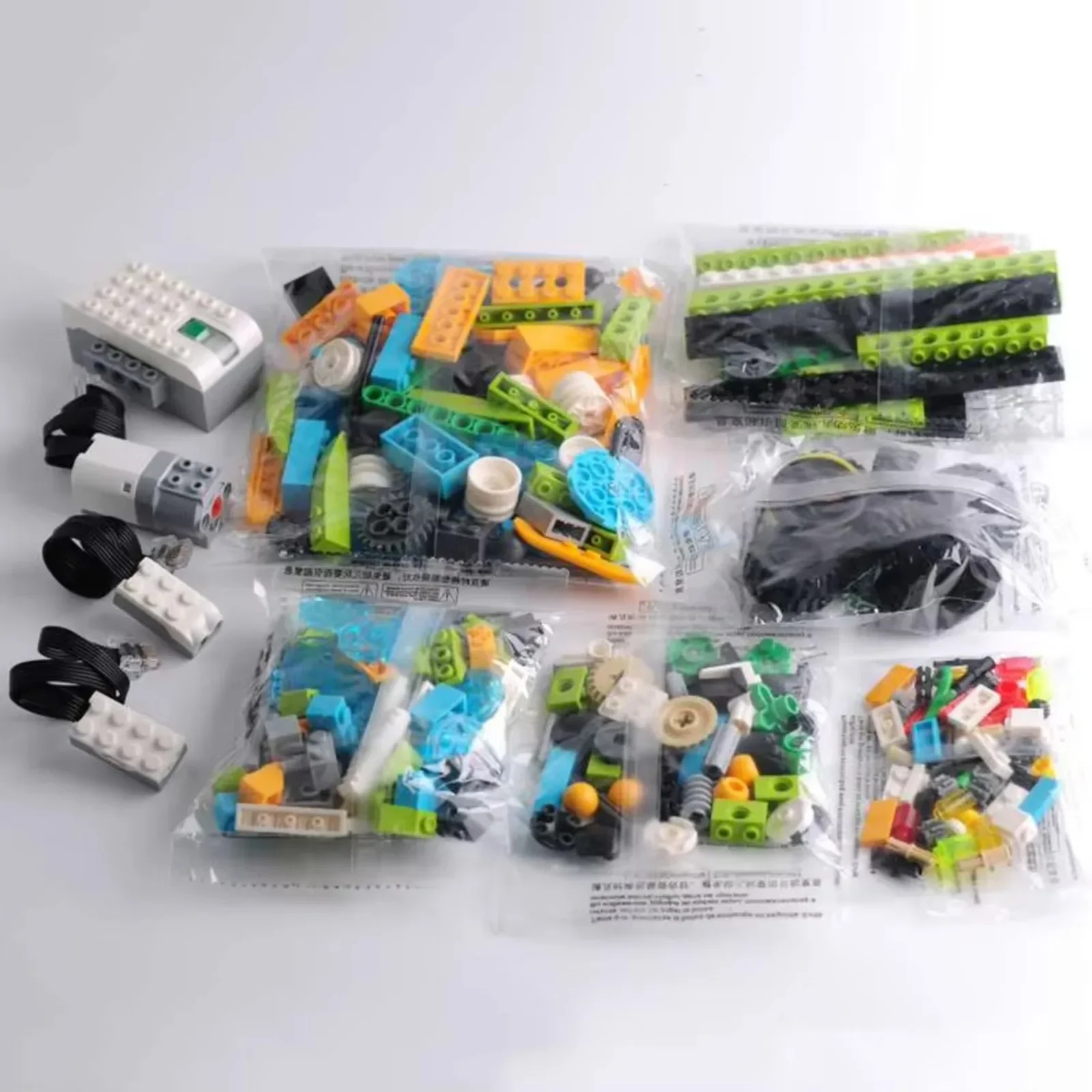 STEM We-do2.0 45300 コアプログラミングキ - Diy Home Electronics のレビューと価格